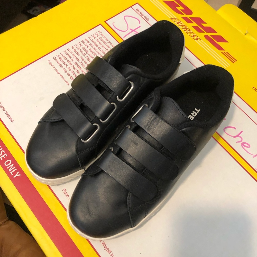 Tretorn Velcro Sneakers